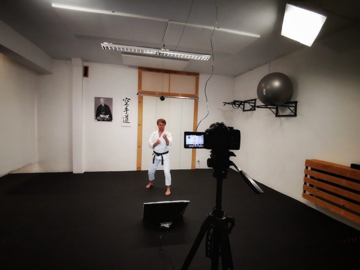 Karate dla seniora: Trening #3 z senesiem Mateuszem Szymkowiakiem